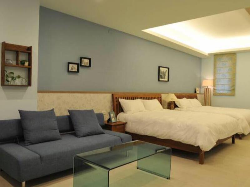 Jhongshan Building Bed And Breakfast Хуалиен Сити Екстериор снимка