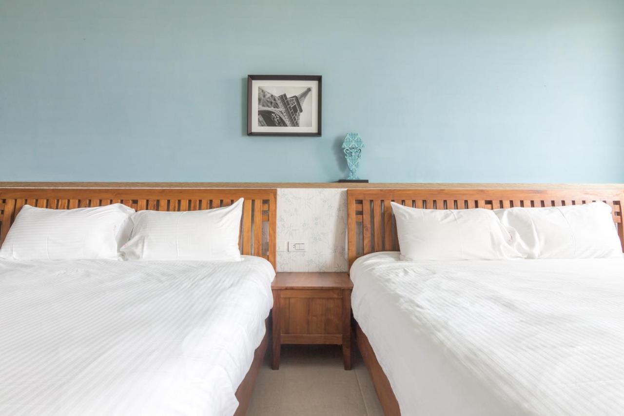 Jhongshan Building Bed And Breakfast Хуалиен Сити Екстериор снимка